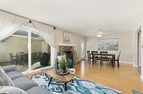 8215 Ridgefield Dr, Huntington Beach, CA 92646-6763