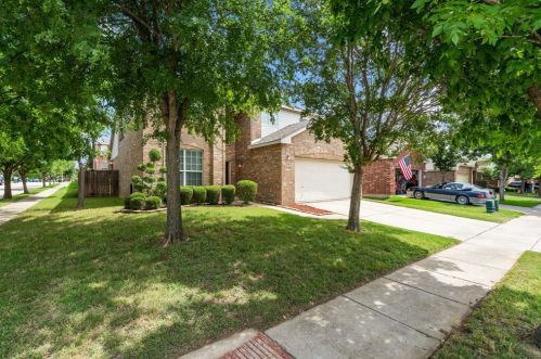 6001 Sun Ray Dr, Denton TX  76208-6823 exterior