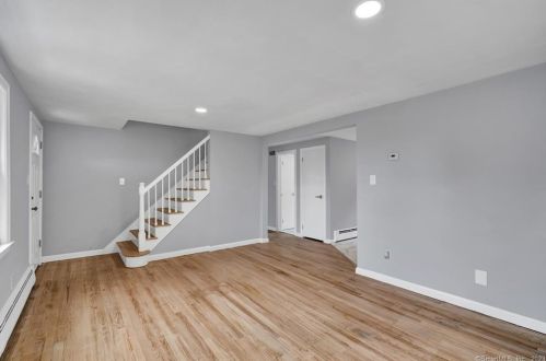 2100 Corbin Ave, New Britain CT  06053-2261 exterior