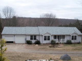 37 Stanton Rd, Gilman, CT 06336-1004