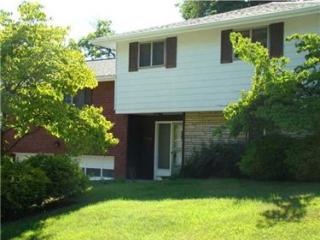 238 Yarrow Ln, Pittsburgh, PA 15236-4210