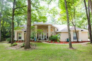 8070 Greenmont Ave, Tallahassee, FL 32317-8657