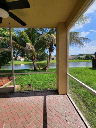 220 Seminole Lakes Dr, West Palm Beach, FL 33411-4207
