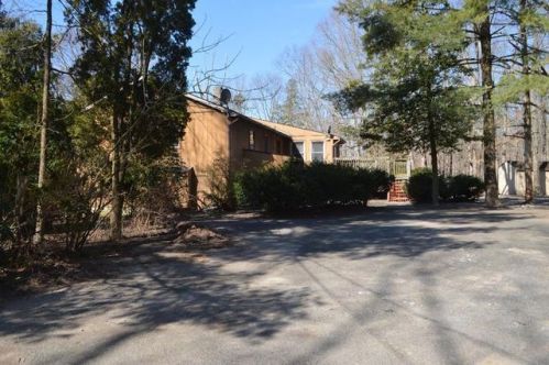3 Hall St, Winslow, NJ 08095