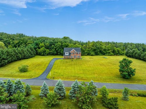 42104 Glynn Tarra Pl, Leesburg VA  20176-5478 exterior