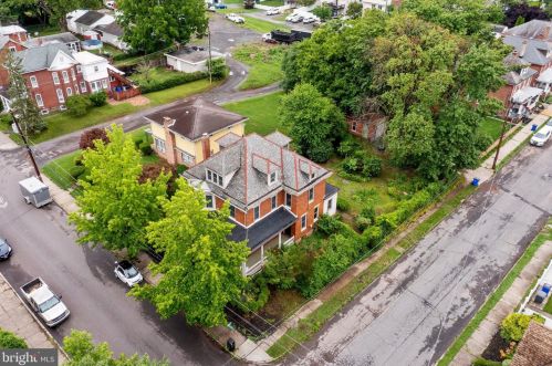 390 Franklin St, Pottstown PA  19464-5369 exterior