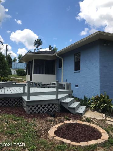2956 Caledonia St, Marianna FL  32446-3004 exterior