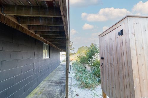1225 Leeton Dr, Southold NY  11971-2520 exterior