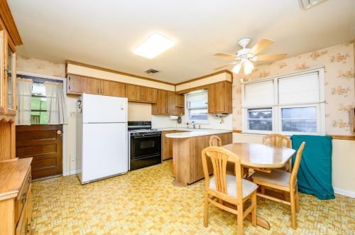 2320 Oxford Ave, South Plainfield NJ  07080-5431 exterior