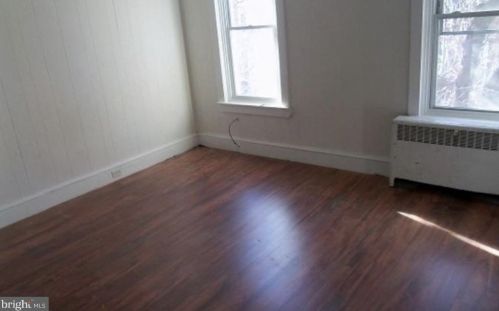 936 Spruce St, Wilmington, DE 19801-4345