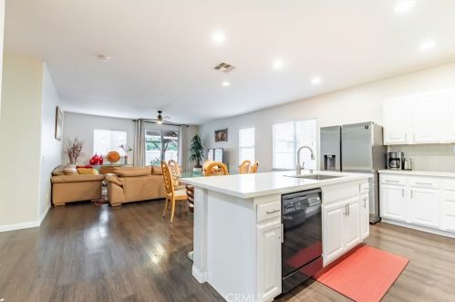 1361 Crown Imperial Ln, Beaumont CA  92223-8487 exterior