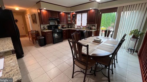 193 Lawrenceville Pennington Rd, Trenton, NJ 08648-1411