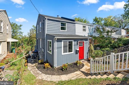 5084 Just St, Washington, DC 20019-5558