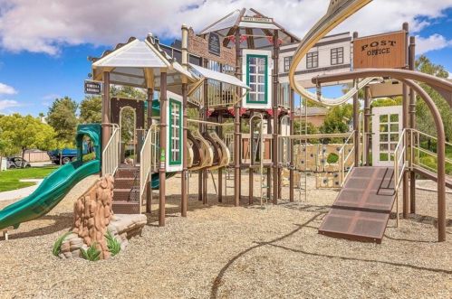 32539 Strigel Ct, Temecula CA  92592-1144 exterior