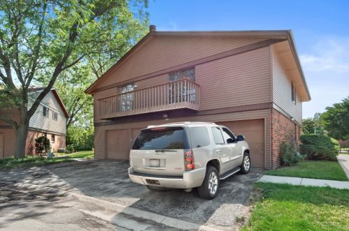6982 Raintree Ct, Milwaukee WI  53223-5280 exterior