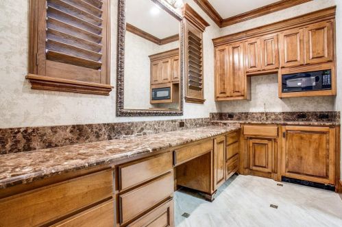 1111 Pebble Beach Dr, Midlothian TX  76063-2645 exterior