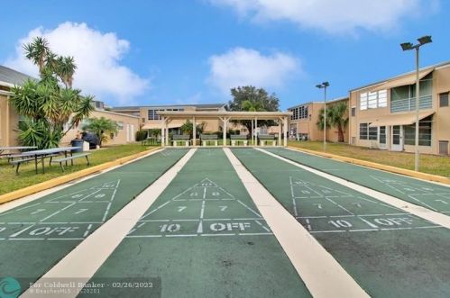 2151 1st Ct, Boynton Beach FL  33435-2901 exterior