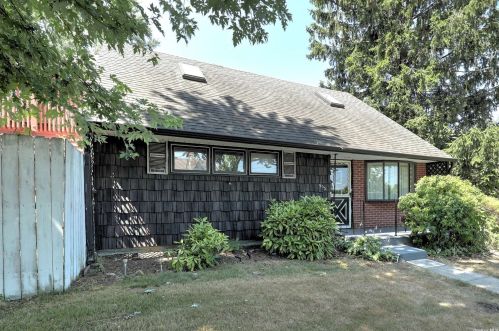 903 Fairfield Ave, Westbury, NY 11590-6003