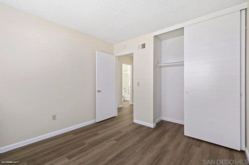 8211 Elston Pl, San Diego CA 92126-2213 exterior