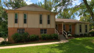 2112 Sharon Ln, Birmingham AL  35226-1147 exterior