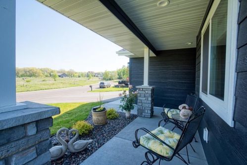 648 Kreekview Dr, East Farmington WI  54020-5860 exterior