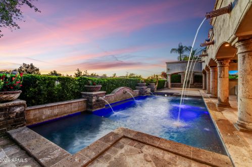 3480 Vista Dr, Chandler, AZ 85248-3744