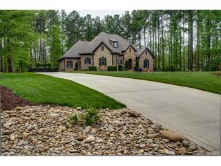 2920 Lake Front Dr, Catawba Heights, NC 28012-8835