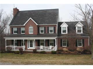 300 Francioni Hill Ln, Glenshaw, PA 15116-3100