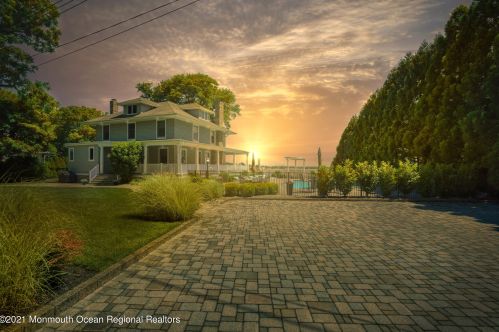1748 Belmar Blvd, Belmar, NJ 07719-3953