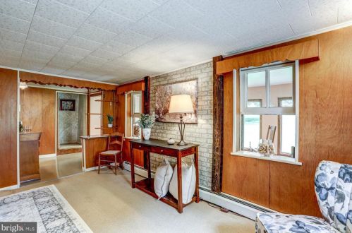 210 Hoernerstown Rd, Hummelstown PA  17036-9503 exterior