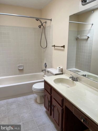 5511 Cedar Ridge Dr, Fredericksburg VA  22407-7700 exterior
