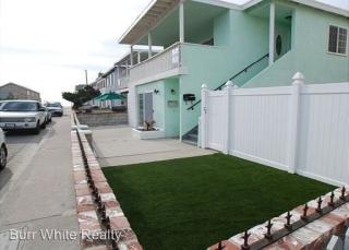 121 33rd St, Newport Beach CA  92663-3095 exterior