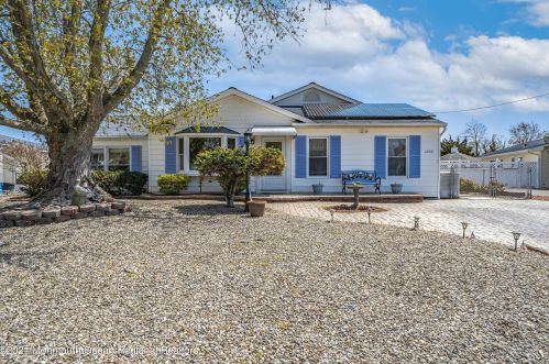 1032 Orlando Dr, Lacey NJ  08731-5510 exterior