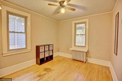 418 Earl St, Saint Paul MN 55106-2706 exterior