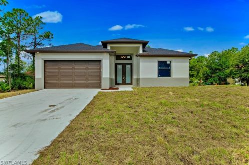 1915 Sunniland Blvd, Lehigh Acres, FL 33971-5286