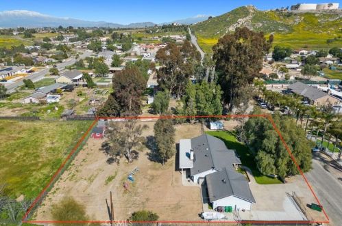 19348 Warren Rd, Riverside, CA 92508-9603