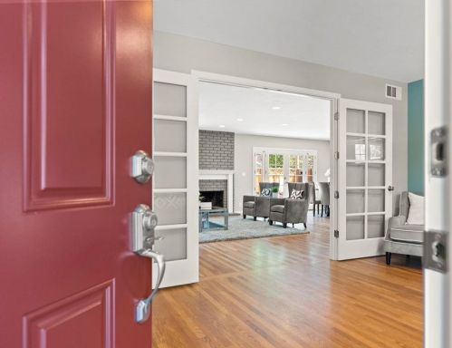 761 Haverhill Dr, Sunnyvale, CA 94087-1232