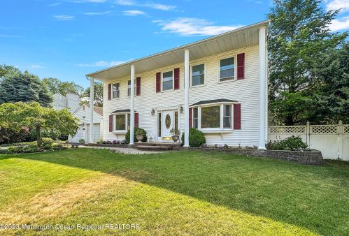 127 Melissa Ct, Lakewood, NJ 08701-5848