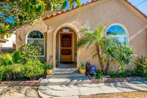 1838 260th St, Lomita, CA 90717-3305