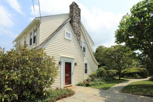 20 Ridgecrest, Scarsdale, NY 10583-2012