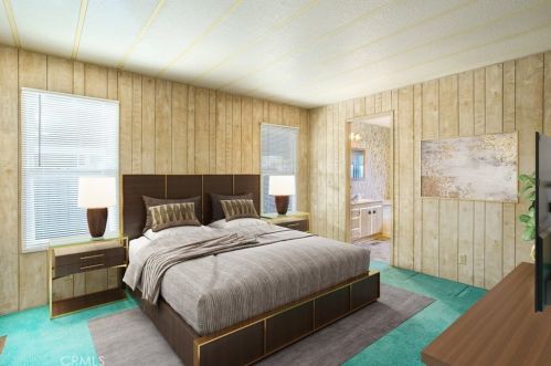 1325 Medallion St, Redlands CA  92374-2666 exterior