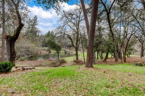 19007 Chickadee Ct, Lake Wildwood CA  95946-9644 exterior