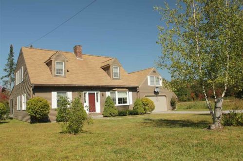 212 Bradford Rd, Sunapee, NH 03782-3526