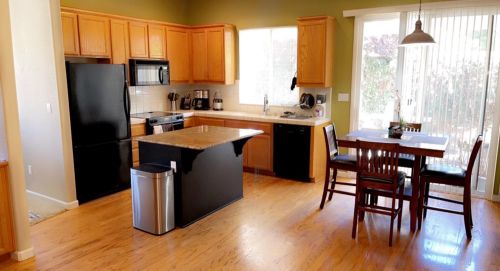 2512 Amber Elm Dr, Modesto CA  95355-8422 exterior