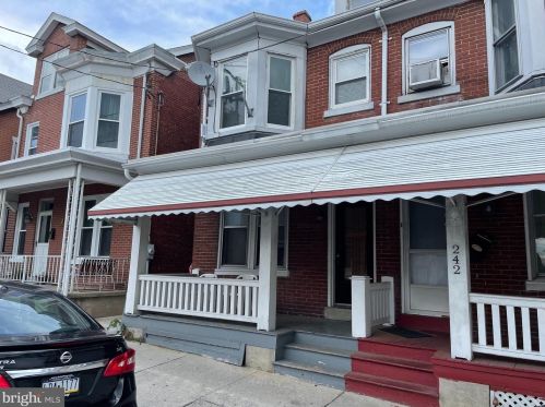 240 6th St, Lebanon, PA 17042-6280