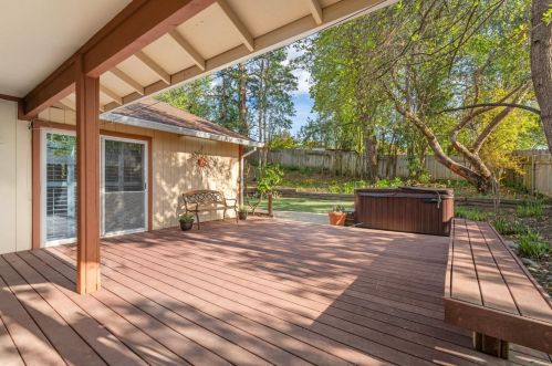 8648 Timber Ct, Citrus Heights CA  95662-4451 exterior