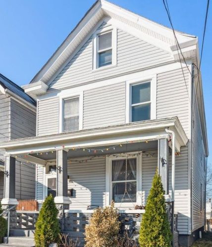 5213 Globe Ave, Cincinnati, OH 45212-1558