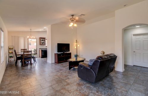 4222 Coolbrooke Dr, Tucson, AZ 85756-3082