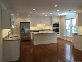 1 Millay Ct, Litchfield, CT 06759-3316