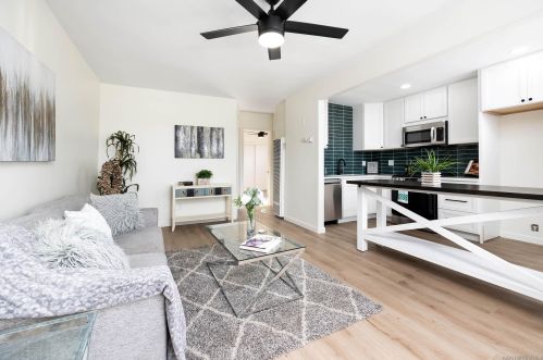 5229 Wightman St, San Diego, CA 92105-3244